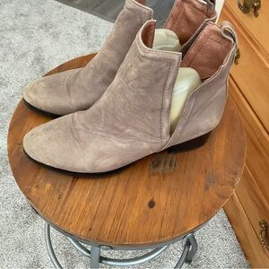 Jeffrey Campbell Ibiza Cut Out Tan Leather Boots Booties 10